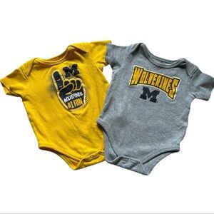 Michigan Wolverines Set of 2 Baby Onesies size 6-9M